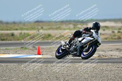 media/Apr-18-2025-TrackDaz (Fri) [[45f5874c44]]/B Group/Session 2 (Turn 7)/